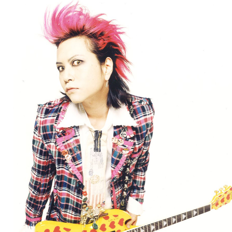 hide-1